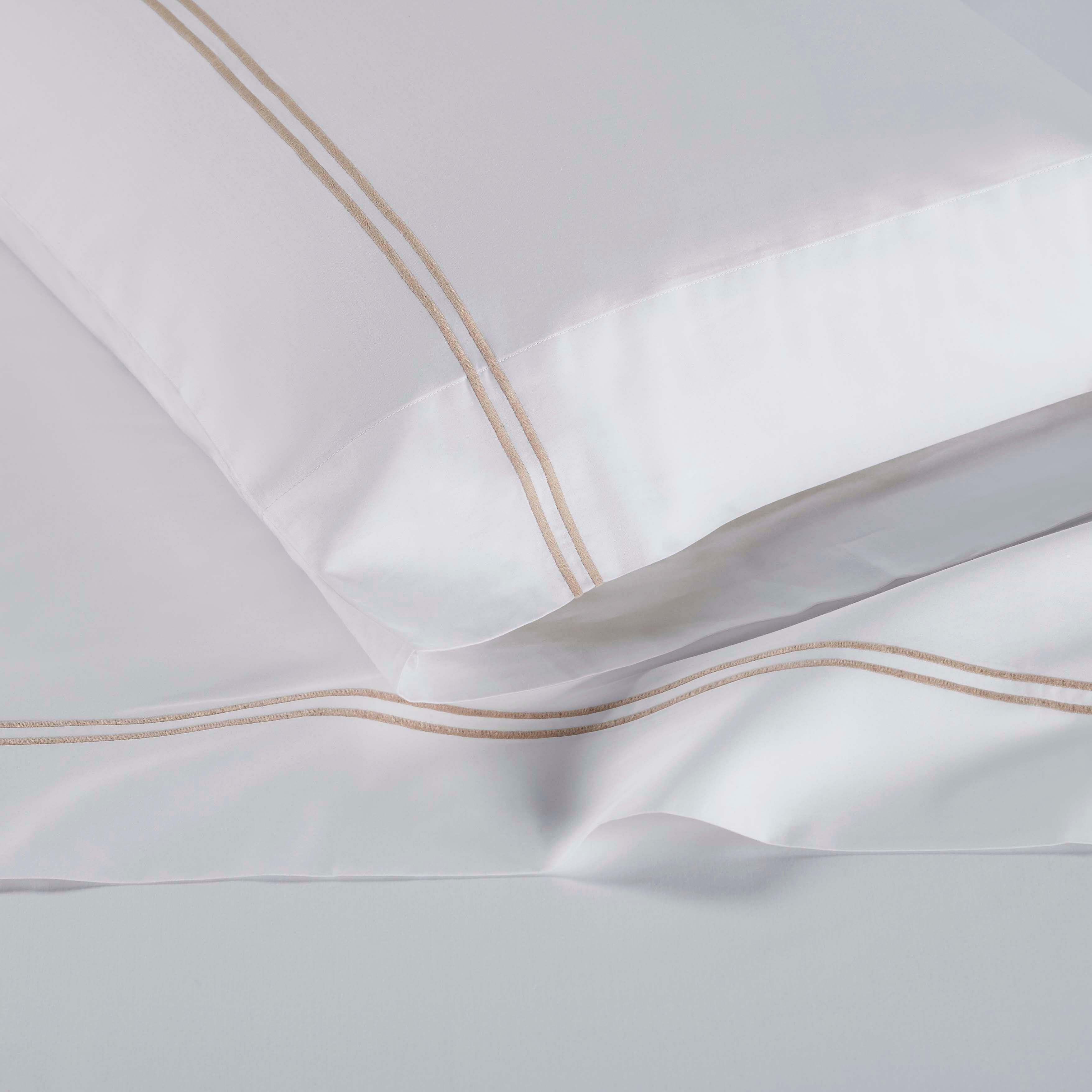 Spring Blooms Cotton Two-Line Embroidered Deep Pocket Bed Sheet Set