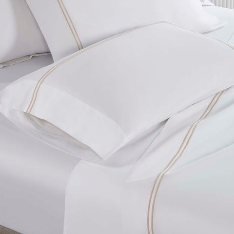 100% Cotton Bed Sheet Set Two-Line Embroidered Deep Pocket Spring Blooms