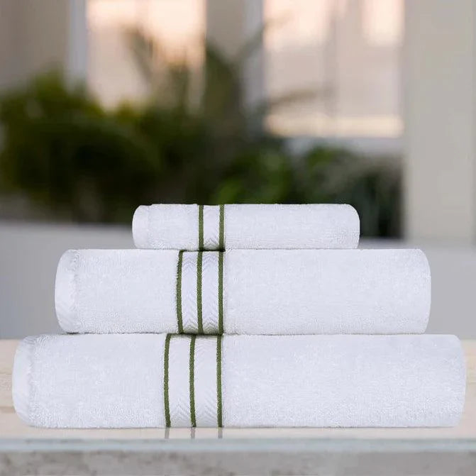 Ultra-Plush Turkish Cotton Absorbent Solid Assorted 3 Piece Towel Set