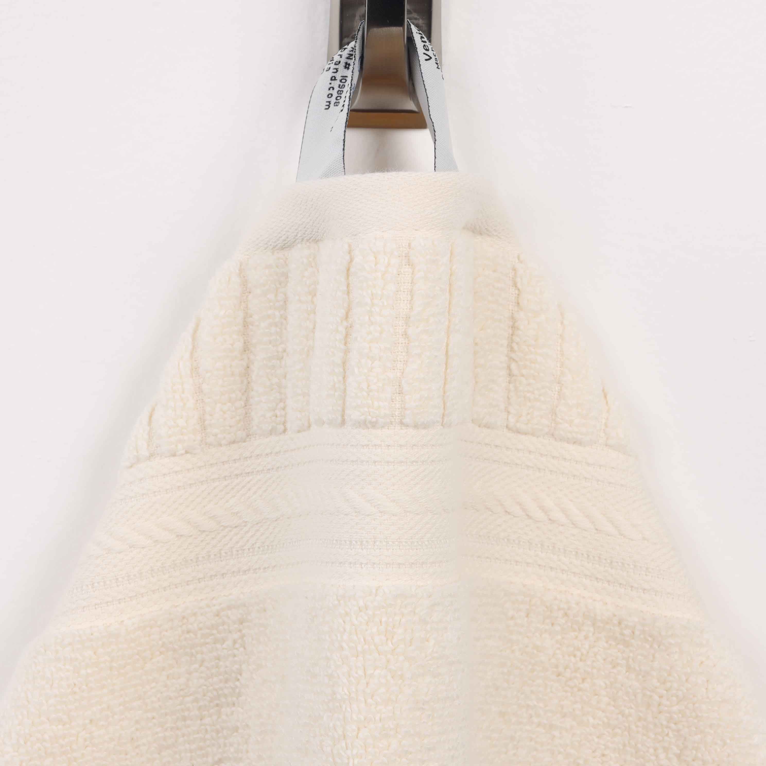 Zero Twist Cotton Medium Weight Soft Bath Towel Set of 2