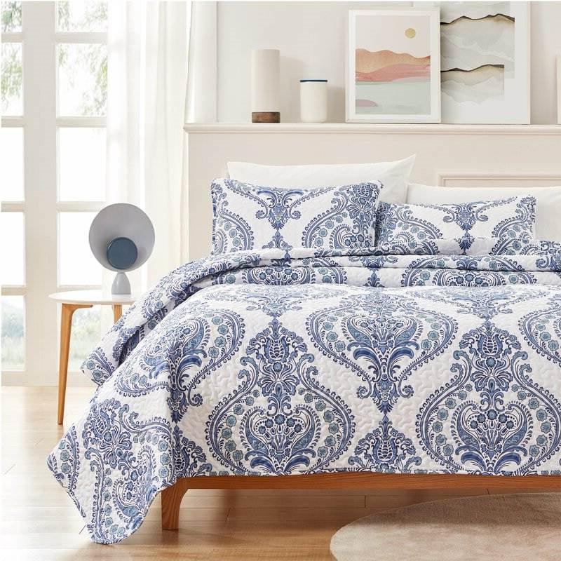 King Size Soft Microfiber Reversible Blue/White Baroque Floral Design Quilt Set - beddingbag.com