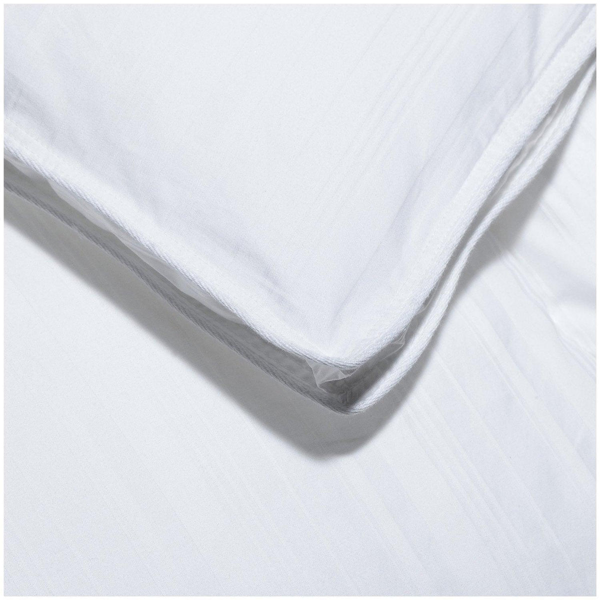 King size 100-Percent Cotton Medium Warmth Down Alternative Comforter - beddingbag.com