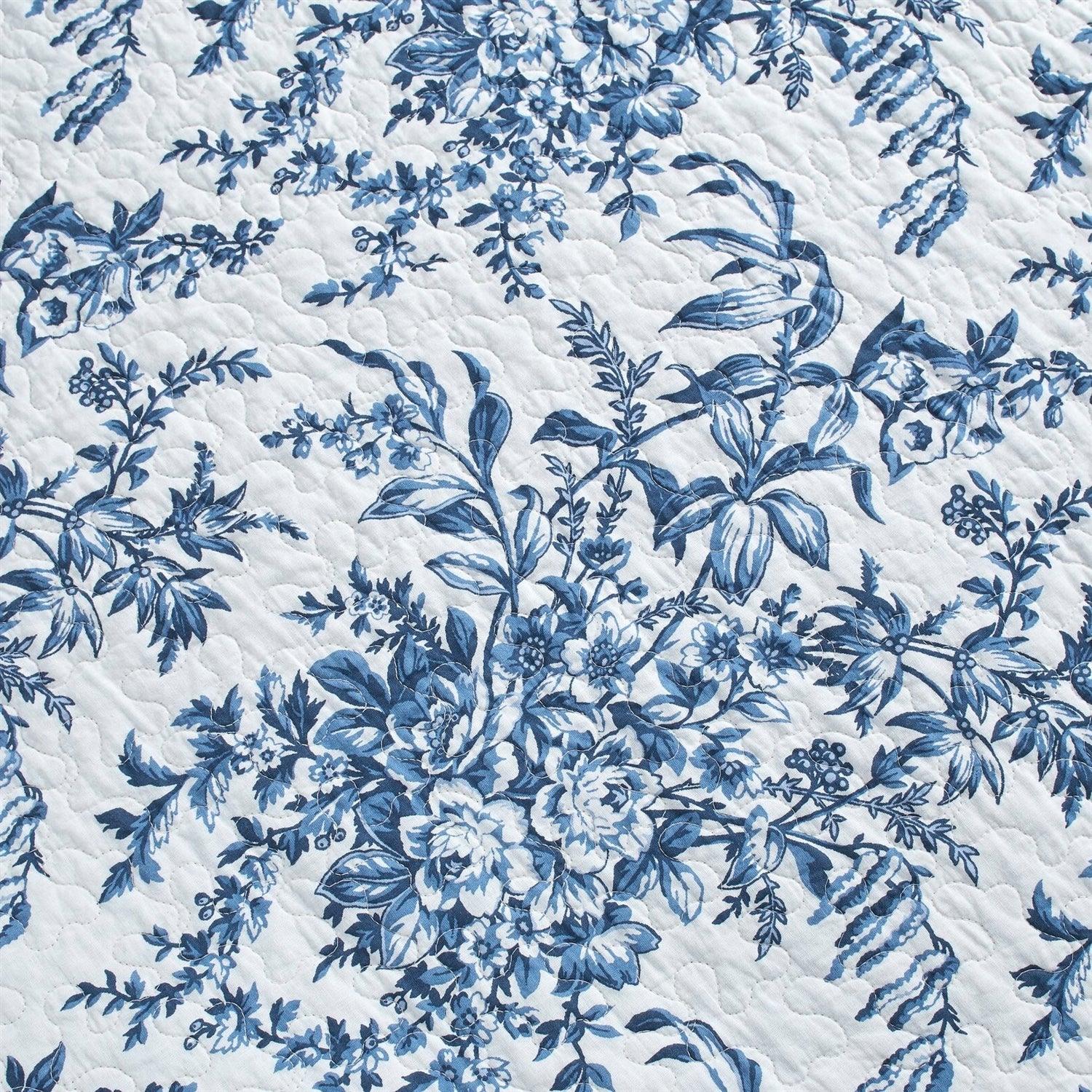 King size 3 Piece Bed-in-a-Bag Reversible Blue White Floral Cotton Quilt Set